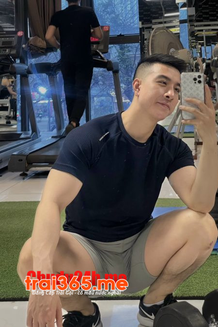 BOY LÀM TÌNH SIÊU SƯỚNG . NGOẠI HÌNH ẤN TƯỢNG CÓ GYM SẠCH SẼ  AZ CHUẨN TIỀN. ( TRUNG J07 )