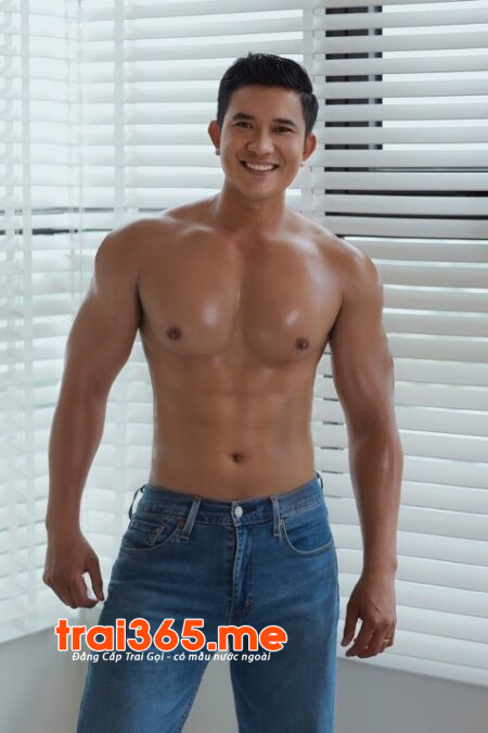 TRAI GYM NGON, ĐẸP TRAI MASSAGE GIỎI, LÀM TÌNH DÂM NHIỆT TÌNH RẤT DỄ CHỊU, RẤT TÌNH CẢM ( DŨNG J126)