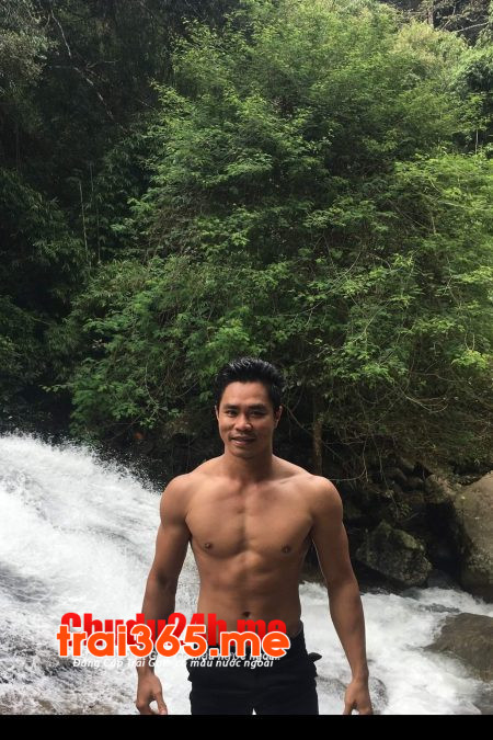 HƯƠNG ĐỒNG CỎ NỘI, TRAI GYM PHONG TRẦN DA NGÂM MASSAGE GIỎI ĐIỀM ĐẠM NHẸ NHÀNG ĐẦY TÌNH CẢM. ONLY TOP!!! ( VĂN J80 )