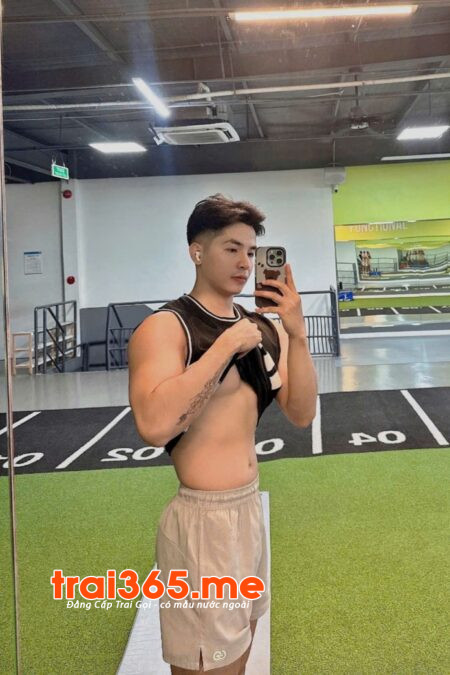 CHÀNG TRAI ĐẦY YÊU THƯƠNG, RẤT LÀ TÌNH CẢM, MẶT THƯ SINH FUCK TOP BOT SƯỚNG CHUẨN THÍCH AZ !!! ( THÀNH J217 )